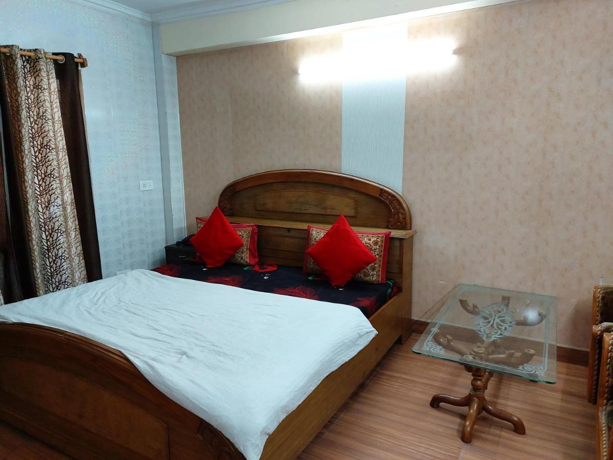 Goroomgo You And Me Nainital Exterior foto